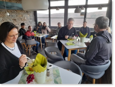 BioBistro im Naturschutz-Bildungshaus mit Fernblick in den Nationalpark Eifel